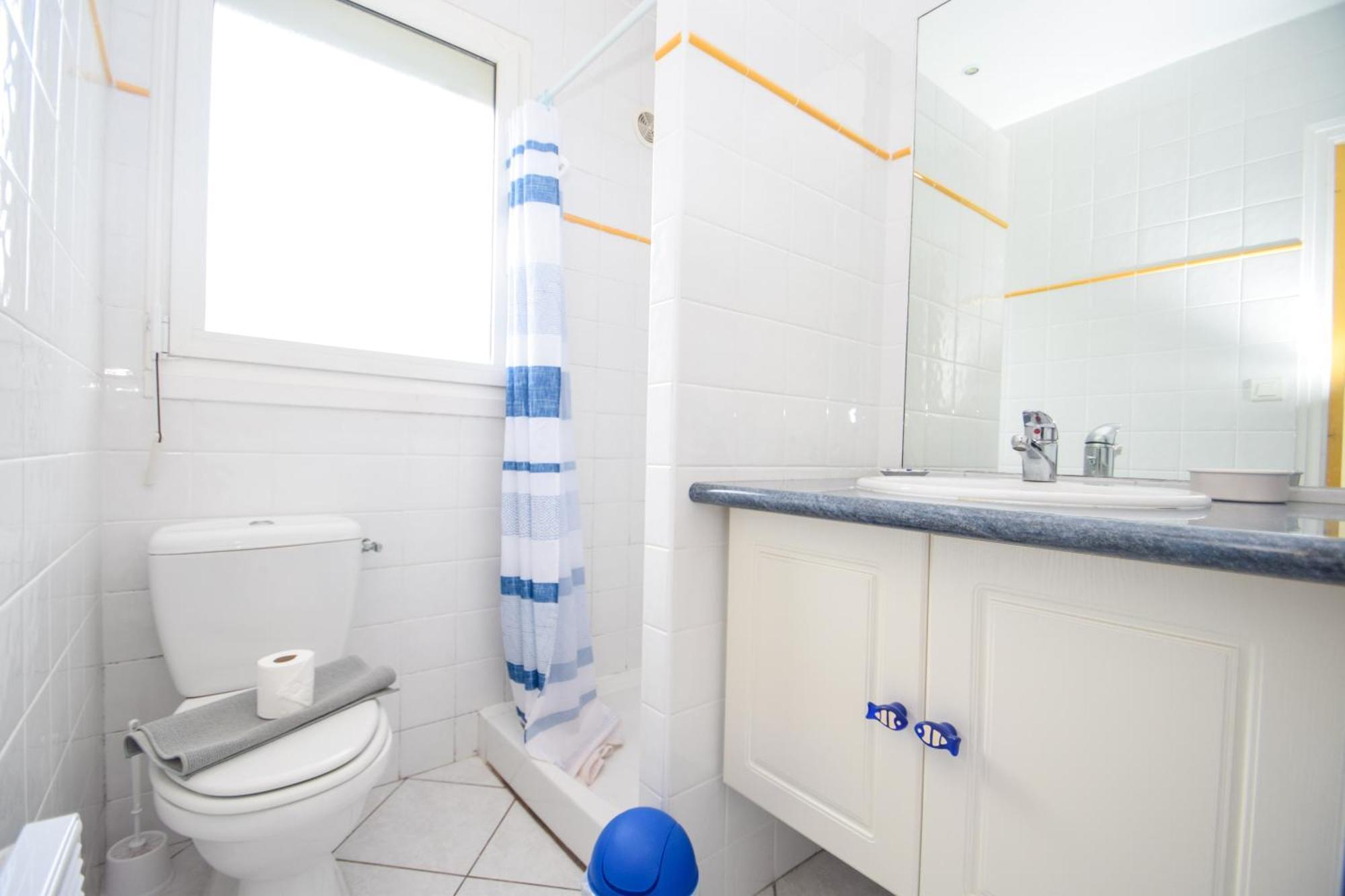 Appt 2 Pieces Confort 3 Pers Au Pied De La Plage Vacances Sans Voiture دينار المظهر الخارجي الصورة